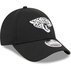 Jacksonville Jaguars New Era Main B-Dub 9FORTY Adjustable Hat Black | NFL