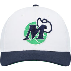 Dallas Mavericks Hardwood Classics Core 2-Tone 2.0 Pro Snapback Hat White/Navy - NBA
