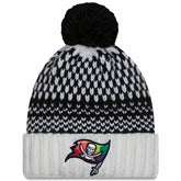 Tampa Bay Buccaneers New Era Women's 2023 NFL Crucial Catch Cuffed Pom Knit Hat Black/White | NFL