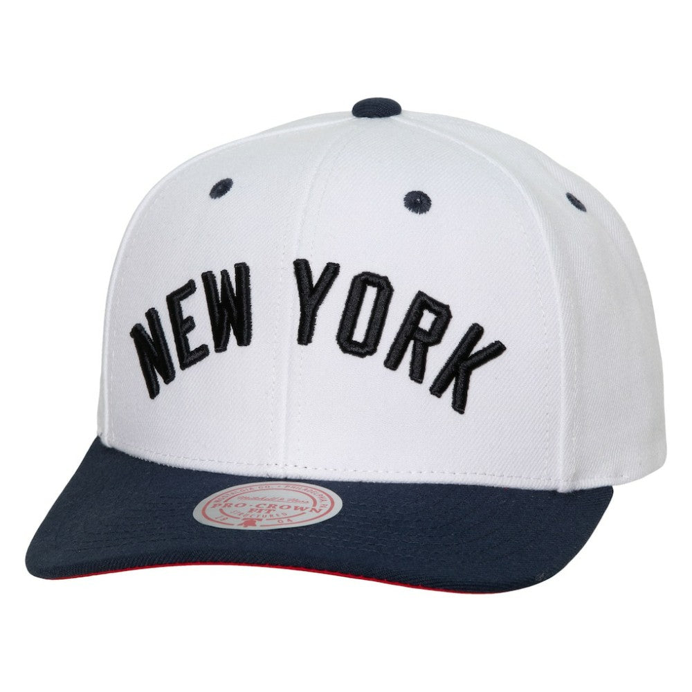New York Yankees Mitchell & Ness Cooperstown Collection Pro Crown Snapback Hat - MLB