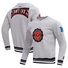 Tampa Bay Buccaneers Pro Standard Crest Emblem Pullover Sweatshirt Heather Gray | NFL