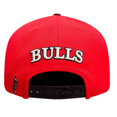 Chicago Bulls Pro Standard Pinch Chevron Adjustable Hat Red/Black - NBA