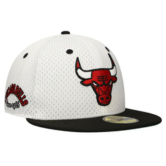 Chicago Bulls Throwback 2Tone 59FIFTY Fitted Hat White/Black - NBA