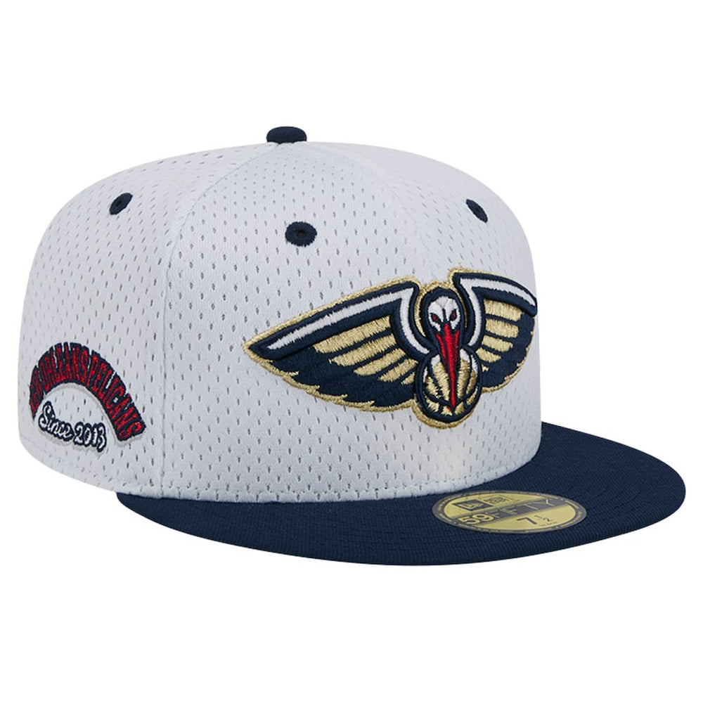 New Orleans Pelicans Throwback 2Tone 59FIFTY Fitted Hat White/Navy - NBA