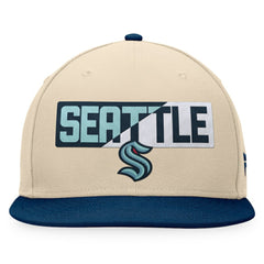 Seattle Kraken Fanatics Goalaso Snapback Hat - Cream/Deep Sea Blue - NHL