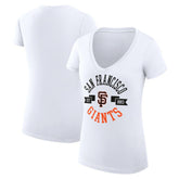 San Francisco Giants G-III 4Her by Carl Banks Women's Super-Slim Fit Lightweight City Graphic V-Neck T-Shirt - MLB