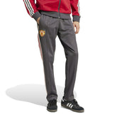 Manchester United Originals adicolor Track Pants Black | Adidas online