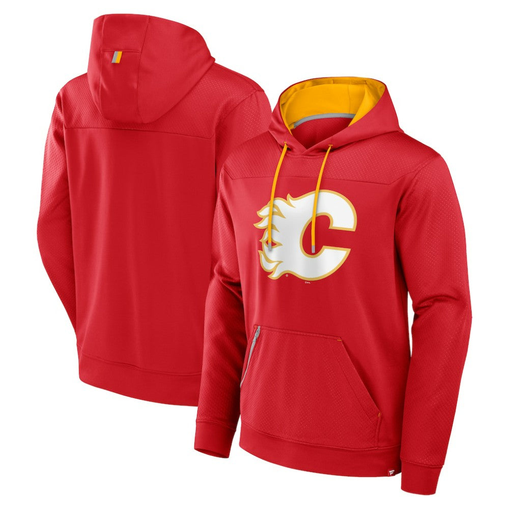 Calgary Flames Fanatics Defender Pullover Hoodie - Red - NHL