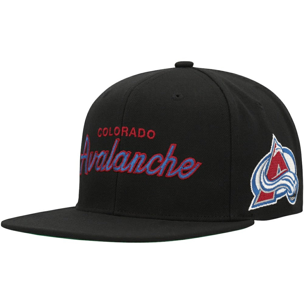 Colorado Avalanche Mitchell & Ness Core Team Script 2.0 Snapback Hat - Black - NHL