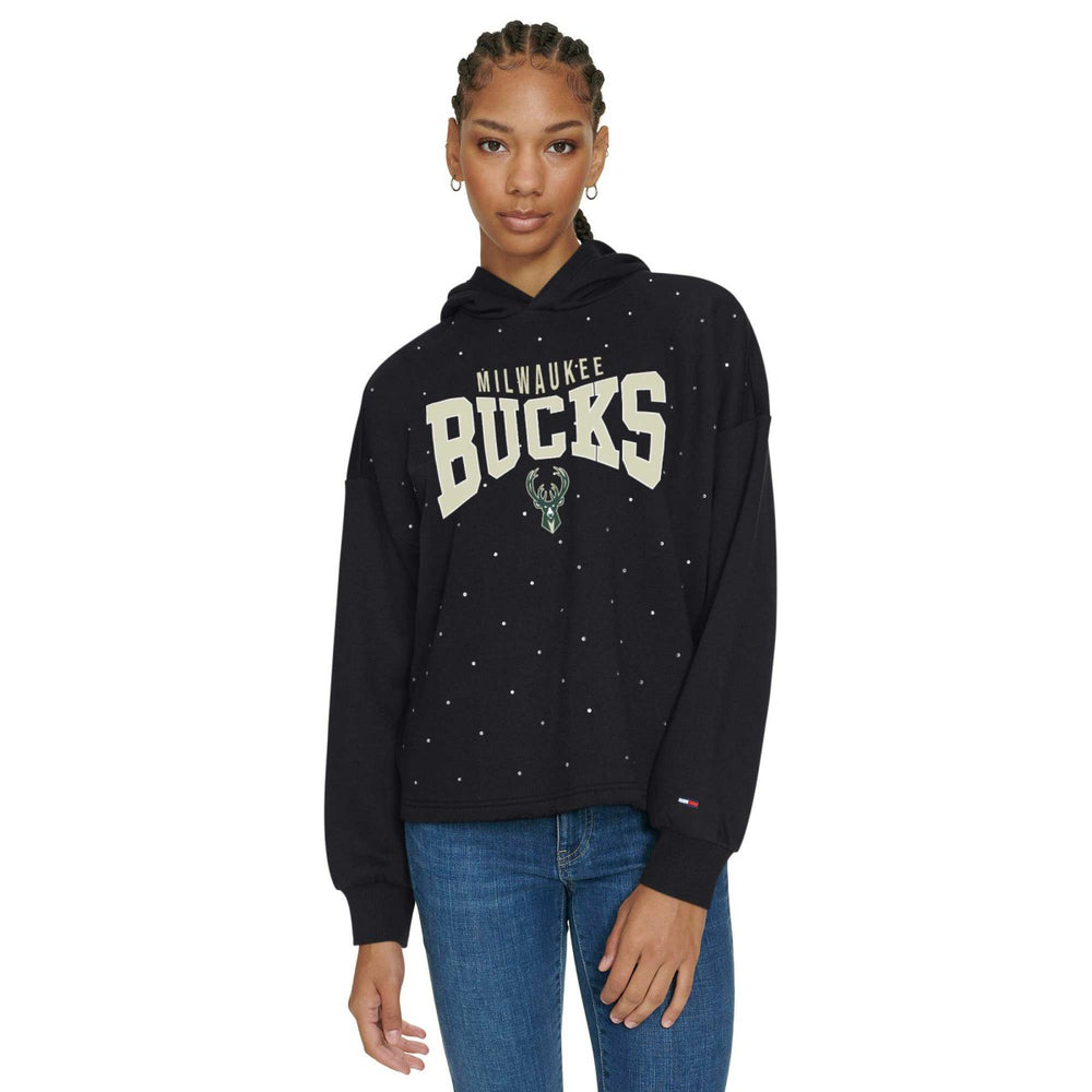 Milwaukee Bucks Tommy Jeans Women's Stella Cropped Pullover Hoodie Black - NBA
