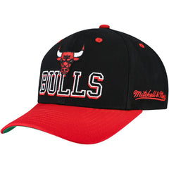 Chicago Bulls Backside Script 2-Tone Pro Crown Adjustable Hat Black/Red - NBA