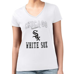 Chicago White Sox G-III 4Her by Carl Banks Women's Super-Slim Fit Lightweight Team Logo Graphic V-Neck T-Shirt - MLB