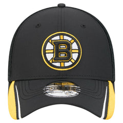 Boston Bruins New Era Linear Featherweight 39THIRTY Flex Hat - Black - NHL