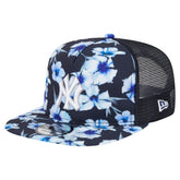 New York Yankees New Era Adventure Pattern Golfer Trucker Snapback Hat - MLB