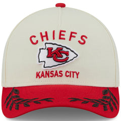 Kansas City Chiefs New Era 2025 NFL Draft 9FORTY A-Frame M-Crown Adjustable Hat Cream/Red | NFL
