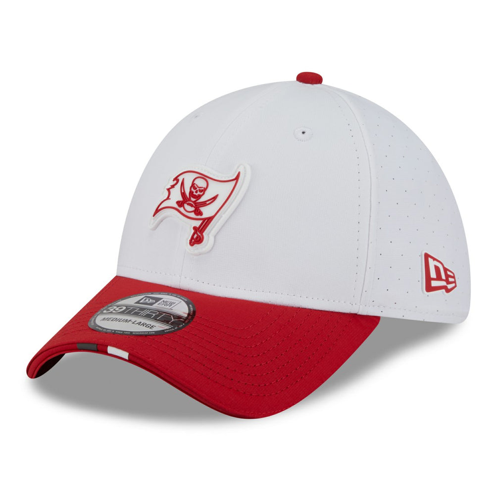 Tampa Bay Buccaneers New Era 2025 NFL Training Camp 39THIRTY Flex Hat White/Red | NFL