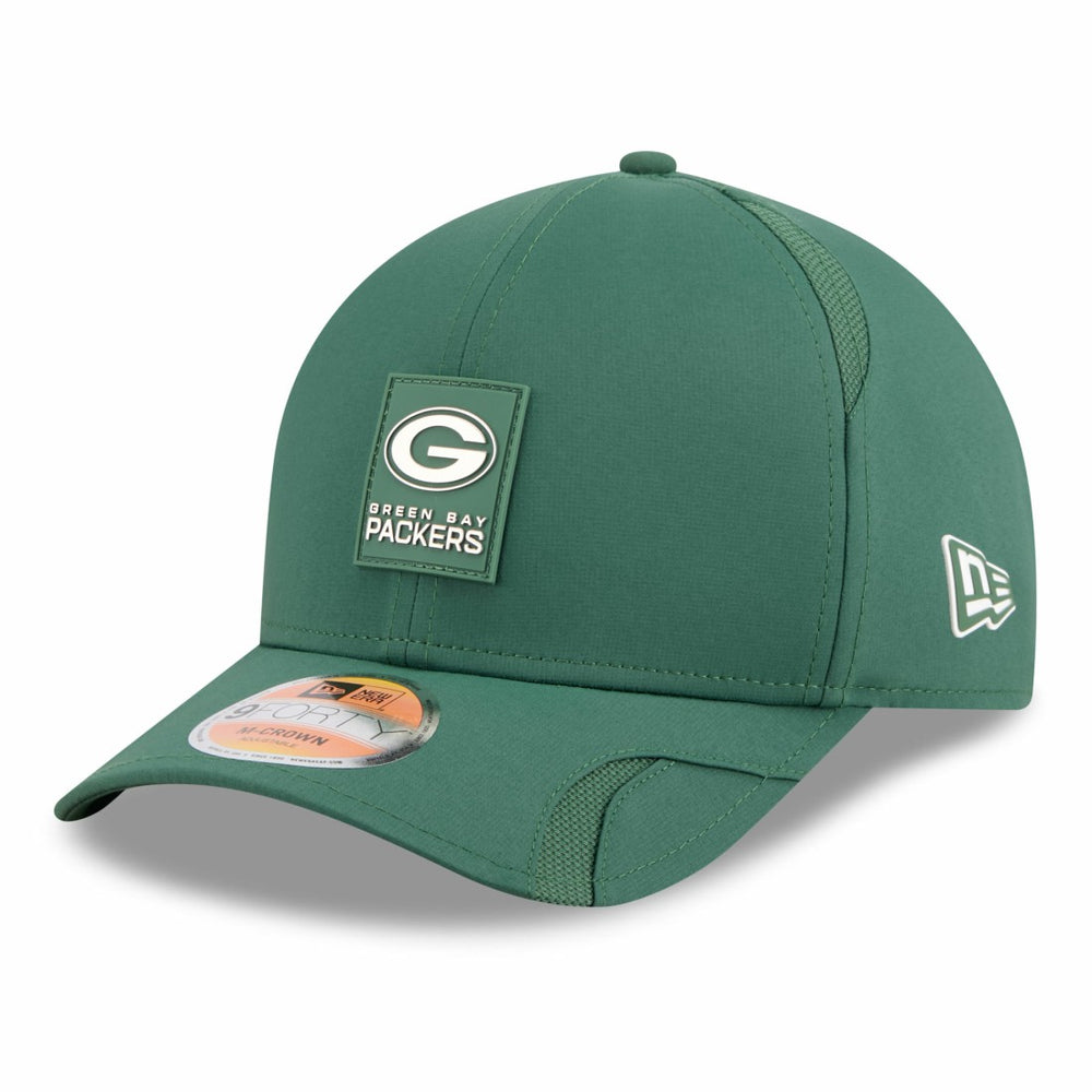 Green Bay Packers New Era 2025 Sideline M-Crown 9FORTY Adjustable Hat Green | NFL