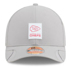 Kansas City Chiefs New Era 2025 Sideline M-Crown 9FORTY Adjustable Hat Gray | NFL