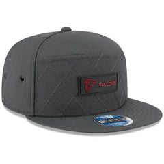 Atlanta Falcons New Era 2025 Sideline Cold Weather Split Panel 9FIFTY Snapback Hat Charcoal | NFL