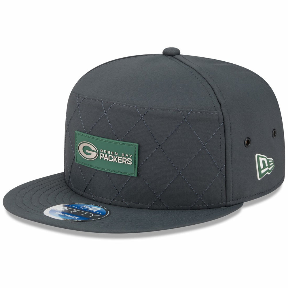 Green Bay Packers New Era 2025 Sideline Cold Weather Split Panel 9FIFTY Snapback Hat Charcoal | NFL