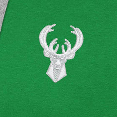 Milwaukee Bucks Antigua St. Patrick's Day Victory Raglan Pullover Hoodie Kelly Green - NBA