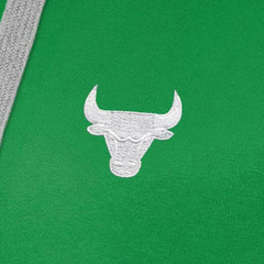 Chicago Bulls Antigua Women's St. Patrick's Day Victory Pullover Hoodie Kelly Green - NBA