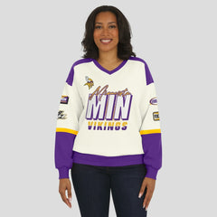 Minnesota Vikings WEAR by Erin Andrews Women's Racing Crew V-Neck Sweatshirt Cream | NFL