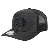 Philadelphia Flyers New Era Quilted Nylon 9SEVENTY Adjustable Trucker Hat - Black - NHL