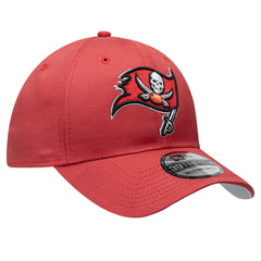 Tampa Bay Buccaneers New Era Tonal Camo 39THIRTY Stretch Fit Hat Red | NFL