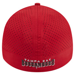 Tampa Bay Buccaneers New Era Perforated 39THIRTY Flex Hat Red | NFL