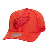 Detroit Red Wings Mitchell & Ness Downtown Snow Wash Pro-Crown Adjustable Hat - Red - NHL