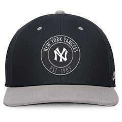 New York Yankees Nike Cooperstown Collection Pro Dri-FIT Snapback Hat - MLB