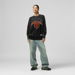 Chicago Bears Women's Delineate Mineral Wash Crewneck Sweatshirt Black | Mitchell & Ness