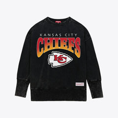 Kansas City Chiefs Women's Delineate Mineral Wash Crewneck Sweatshirt Black | Mitchell & Ness