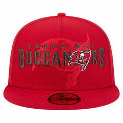 Tampa Bay Buccaneers New Era Overlap Wordmark 59FIFTY Fitted Hat Red | NFL