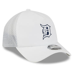 Detroit Tigers New Era 2026 Batting Practice Apex 9FORTY Adjustable Trucker Hat - MLB