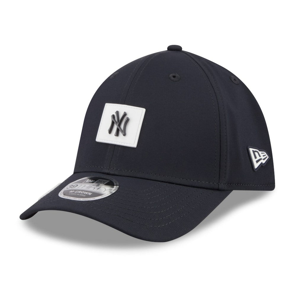 New York Yankees New Era 2026 Clubhouse M-Crown 39THIRTY Flex Hat - MLB