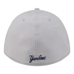 New York Yankees New Era Patch 39THIRTY A-Frame M-Crown Perforated Flex Hat - MLB