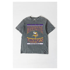Minnesota Vikings Gameday Couture Women's Oversized Classic Grind Washed T-Shirt Gray | NFL