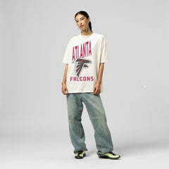 Atlanta Falcons Women's Logo Rise Boyfriend T-Shirt Cream | Mitchell & Ness