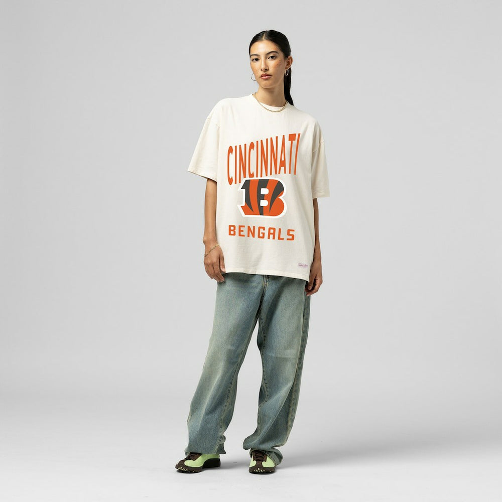 Cincinnati Bengals Women's Logo Rise Boyfriend T-Shirt Cream | Mitchell & Ness