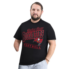 Tampa Bay Buccaneers G-III Sports by Carl Banks Adaptive Headliner Graphic T-Shirt Black | NFL