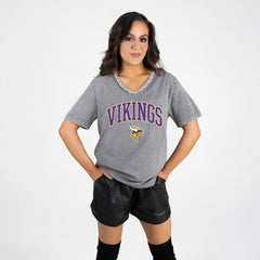 Minnesota Vikings Gameday Couture Women's Relaxed Iconic Edge Rhinestone V-Neck T-Shirt Gray | NFL