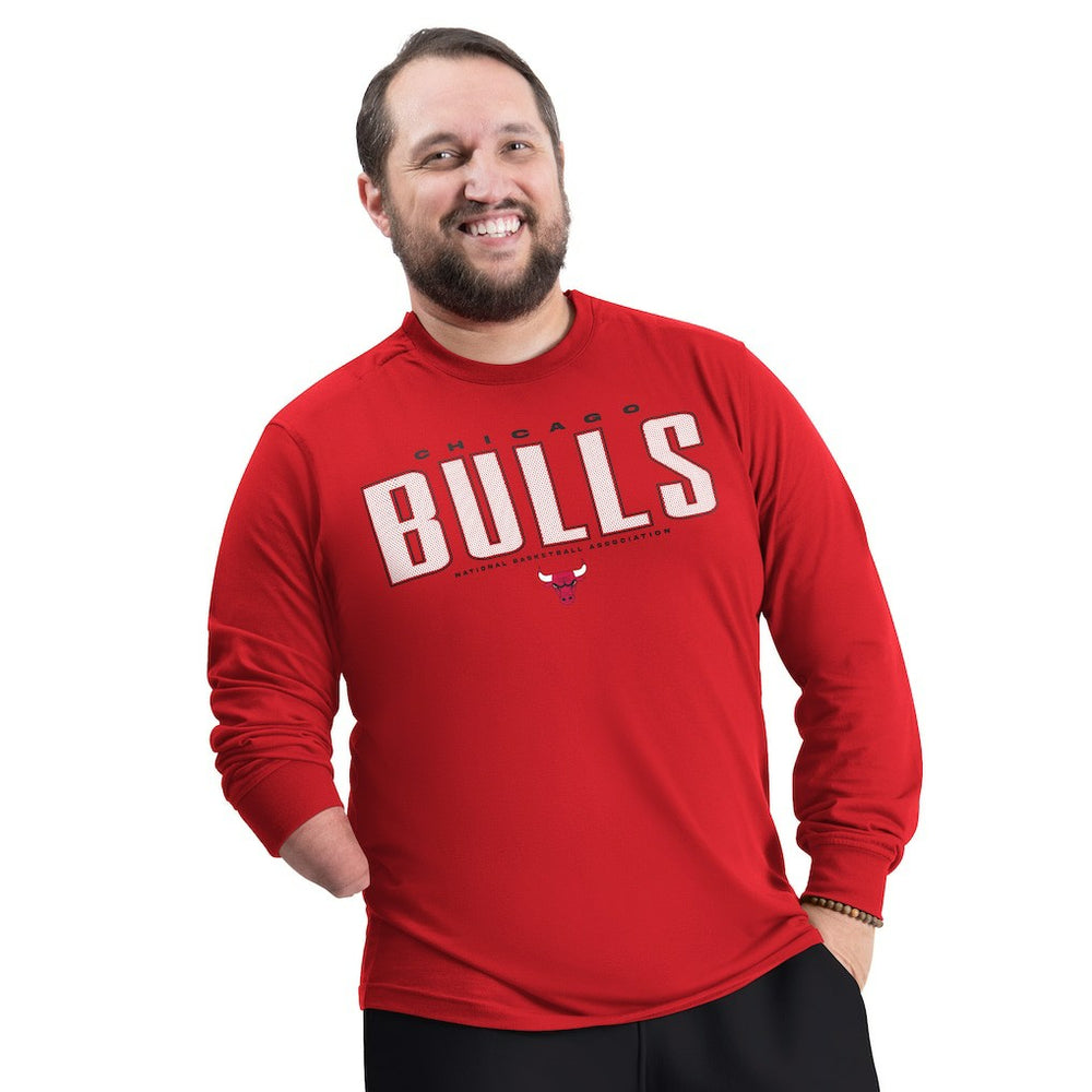Chicago Bulls G-III Sports by Carl Banks Adaptive Printed Mesh Effect Long Sleeve T-Shirt Red - NBA