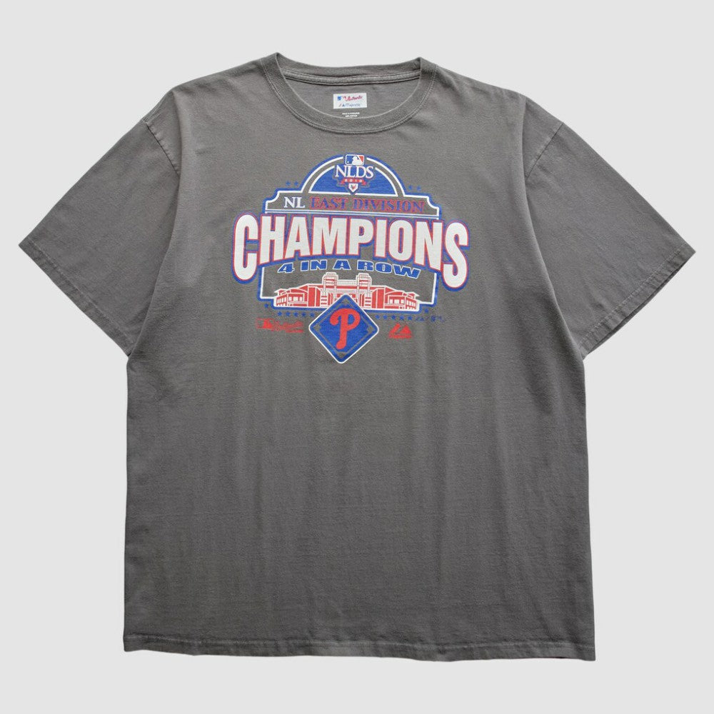 Philadelphia Phillies Majestic 2010 T-Shirt - MLB