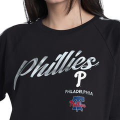Philadelphia Phillies G-III 4Her by Carl Banks Women's Classic Play Cropped T-Shirt - MLB