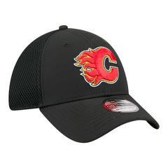 Calgary Flames New Era Logo 39THIRTY Flex Hat - Black - NHL