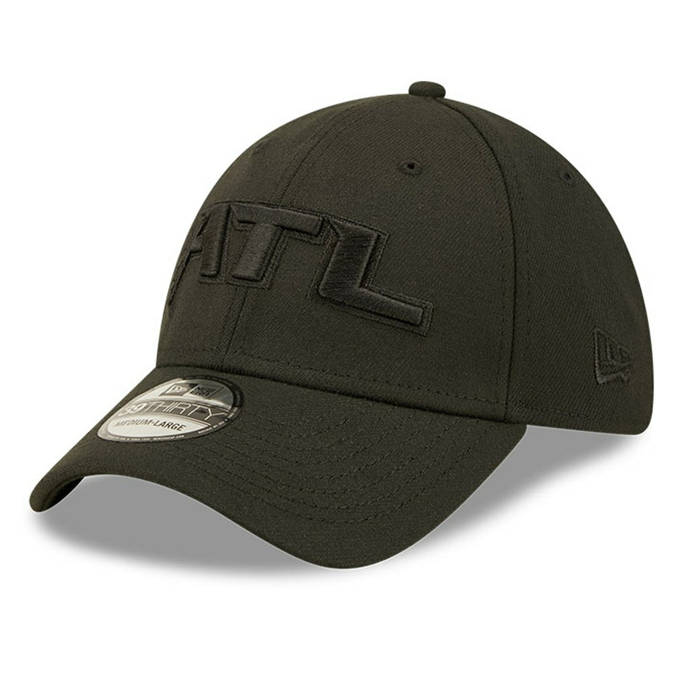 Atlanta Falcons New Era Black On Black Alternate Logo 39THIRTY Flex Hat | NFL
