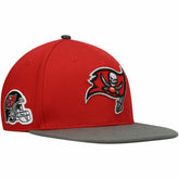 Tampa Bay Buccaneers Pro Standard 2Tone Snapback Hat Red/Pewter | NFL
