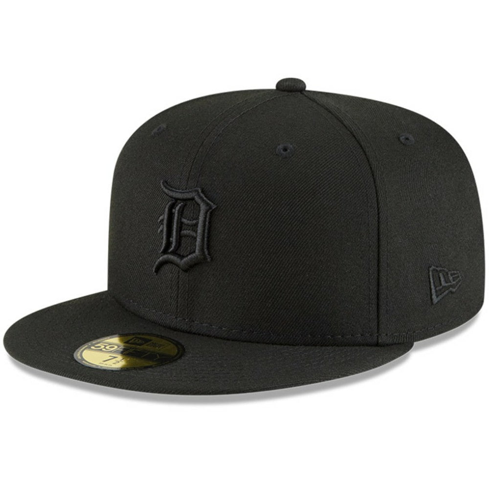 Detroit Tigers New Era Black on Black 59FIFTY Fitted Hat Hats - MLB
